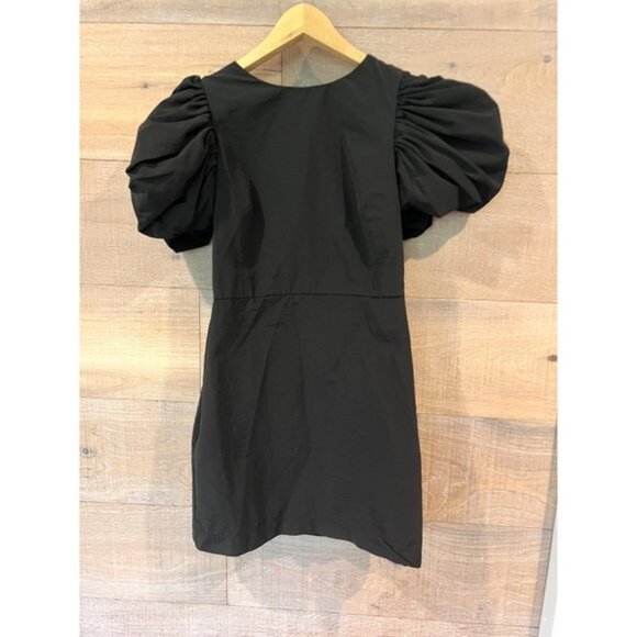 TOPSHOP Puff Short Sleeved Round Necked Black Mini Dress Size 6 - Picture 3 of 9